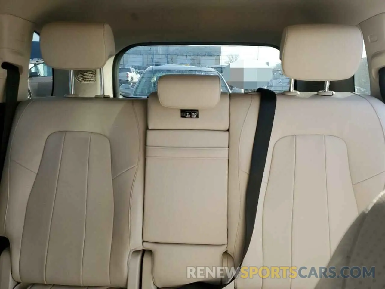 10 Photograph of a damaged car W1N4M4HB6MW102773 MERCEDES-BENZ GLB-CLASS 2021