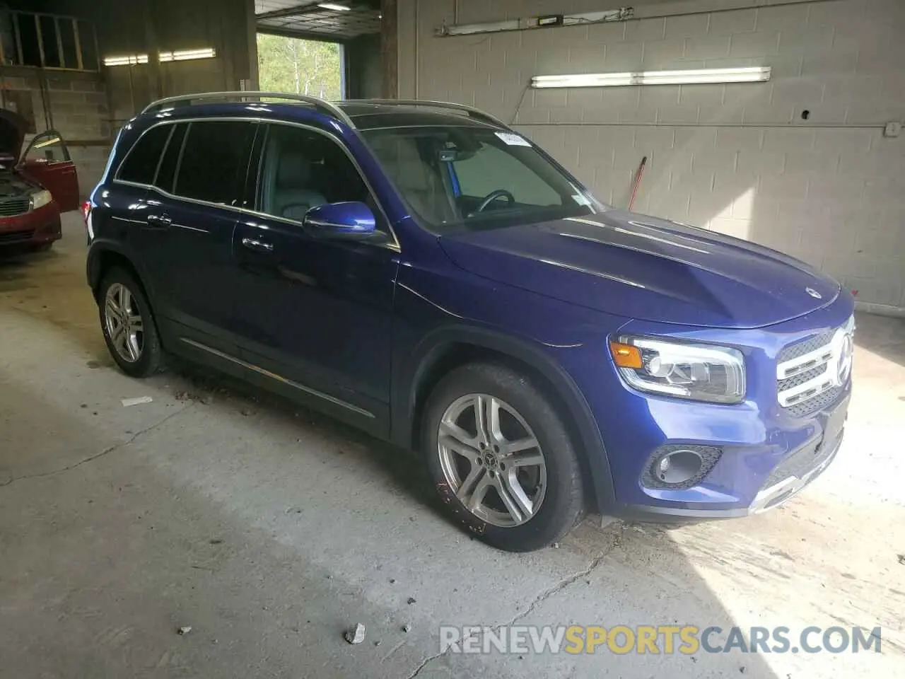4 Photograph of a damaged car W1N4M4HB9MW112908 MERCEDES-BENZ GLB-CLASS 2021