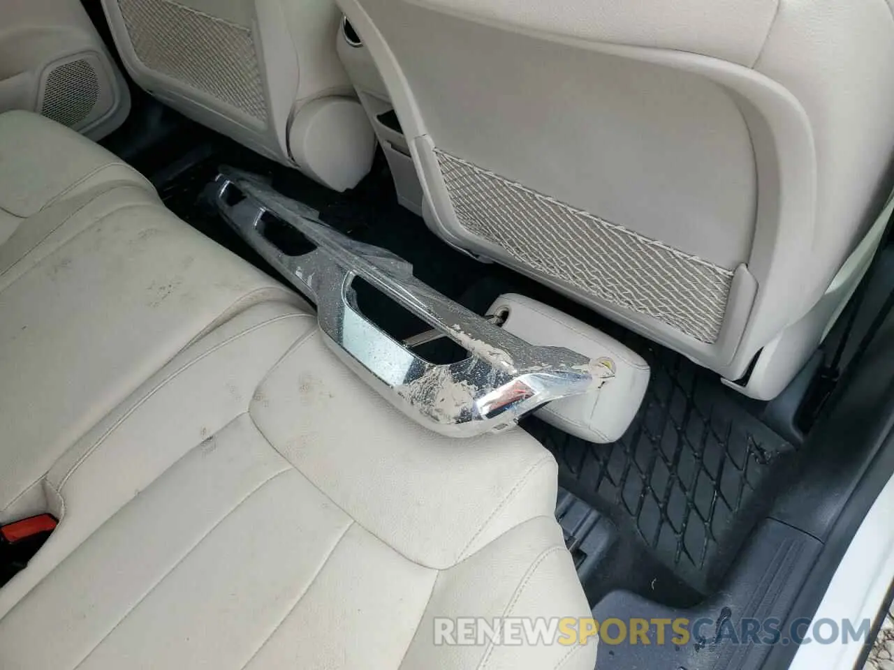 13 Photograph of a damaged car W1N4M4HB9MW154026 MERCEDES-BENZ GLB-CLASS 2021