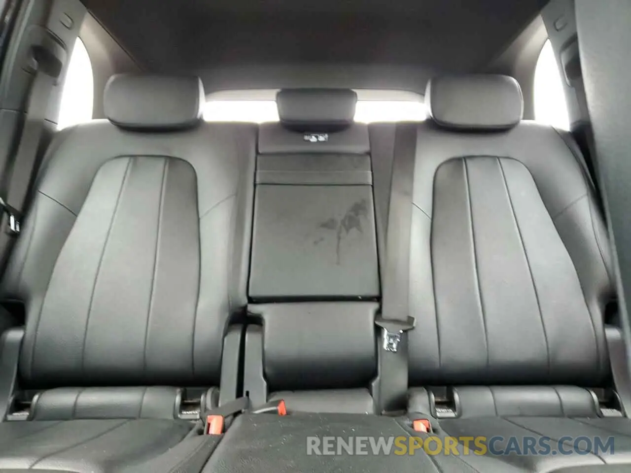 10 Фотография поврежденного автомобиля W1N4M4GB0NW206310 MERCEDES-BENZ GLB-CLASS 2022