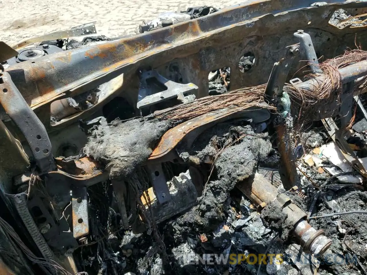 8 Photograph of a damaged car W1N4M4GB3NW189325 MERCEDES-BENZ GLB-CLASS 2022