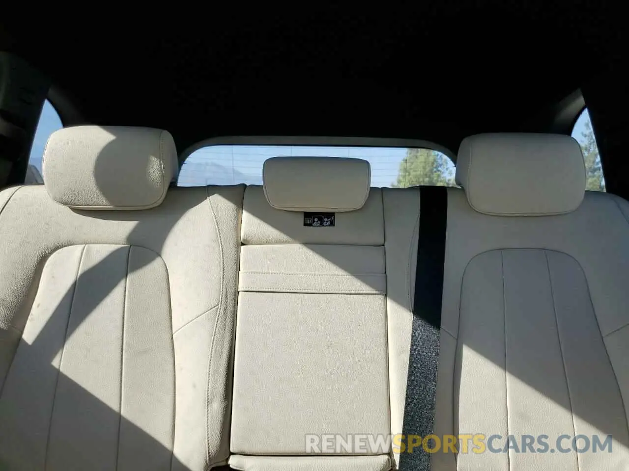 10 Фотография поврежденного автомобиля W1N4M4GB4NW190855 MERCEDES-BENZ GLB-CLASS 2022