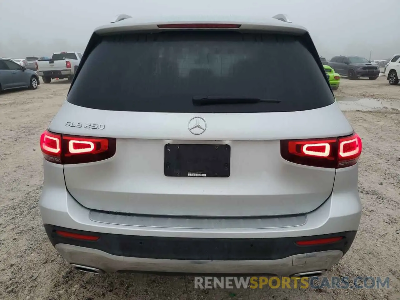 6 Фотография поврежденного автомобиля W1N4M4GB7NW173953 MERCEDES-BENZ GLB-CLASS 2022