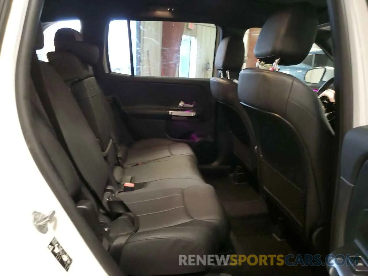 11 Фотография поврежденного автомобиля W1N4M4HB2NW250677 MERCEDES-BENZ GLB-CLASS 2022