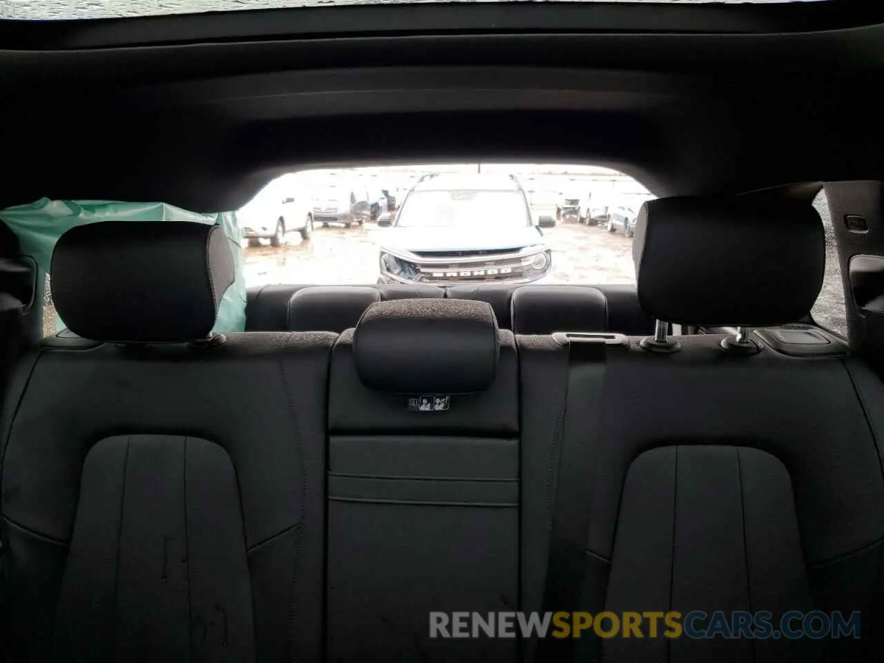 10 Фотография поврежденного автомобиля W1N4M4HB2NW256883 MERCEDES-BENZ GLB-CLASS 2022