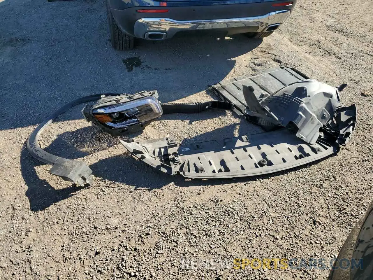 13 Фотография поврежденного автомобиля W1N4M4HB3NW183409 MERCEDES-BENZ GLB-CLASS 2022