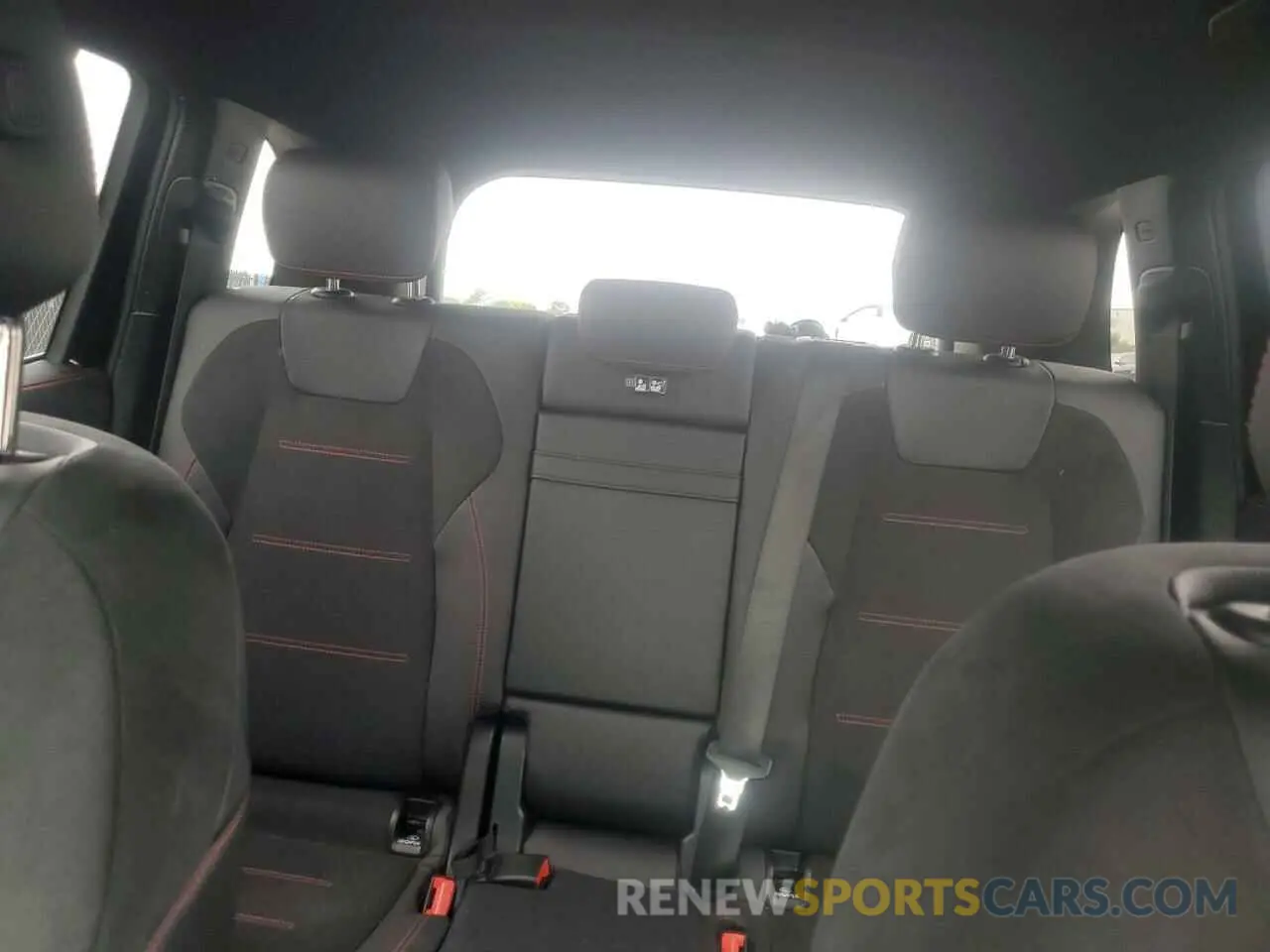10 Фотография поврежденного автомобиля W1N4M4GB1PW314101 MERCEDES-BENZ GLB-CLASS 2023