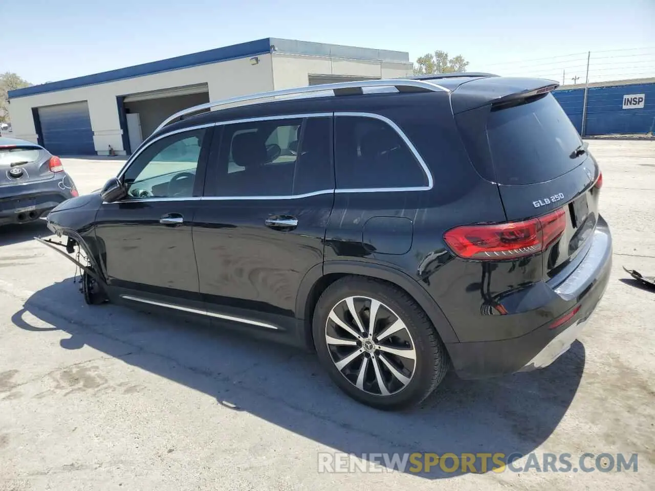 2 Photograph of a damaged car W1N4M4GB3PW265323 MERCEDES-BENZ GLB-CLASS 2023