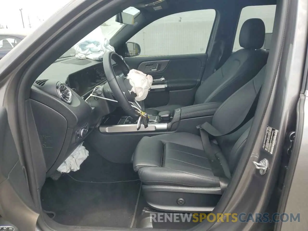 7 Photograph of a damaged car W1N4M4GB7PW267804 MERCEDES-BENZ GLB-CLASS 2023