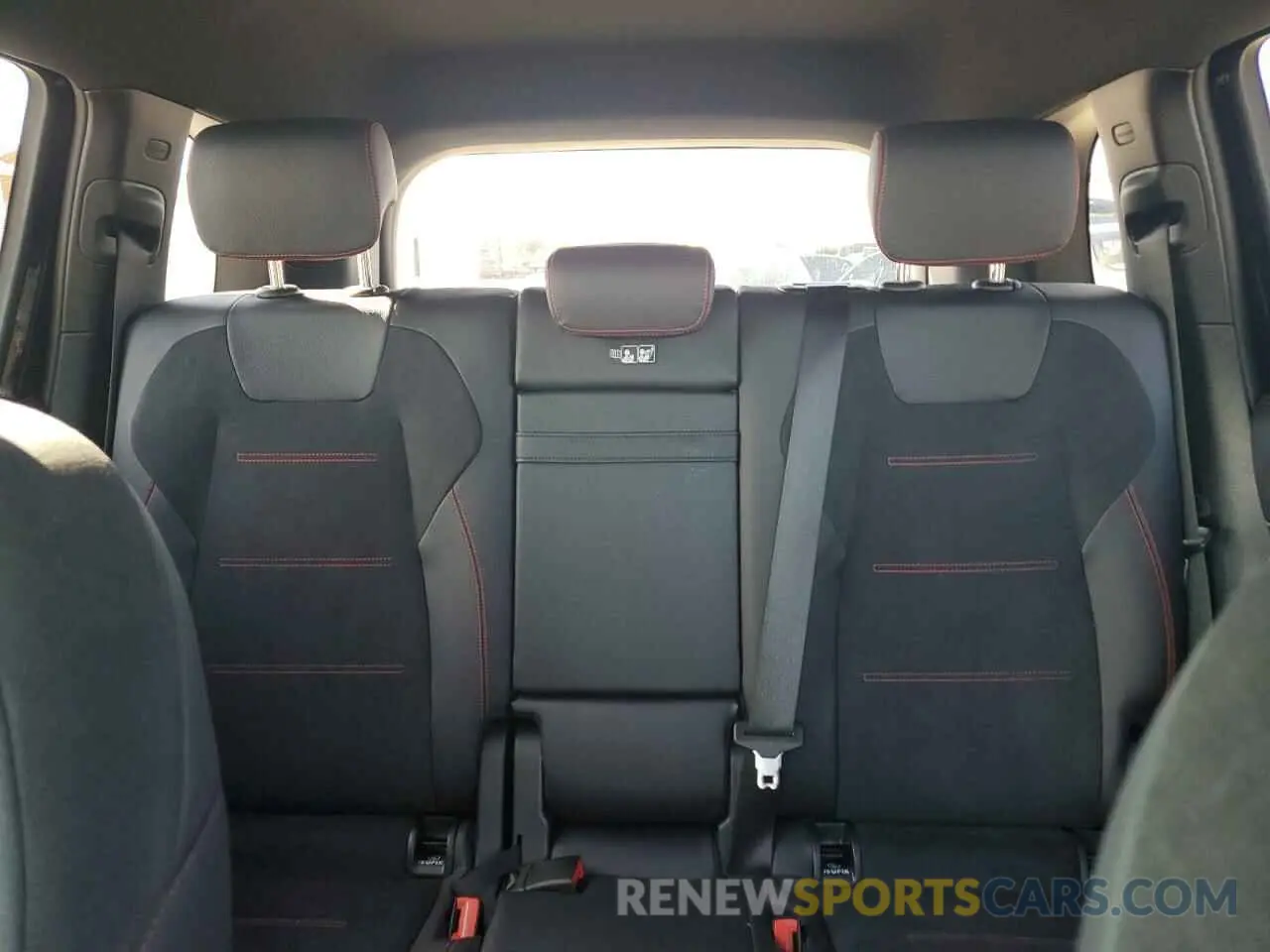 10 Фотография поврежденного автомобиля W1N4M4GB7PW327239 MERCEDES-BENZ GLB-CLASS 2023