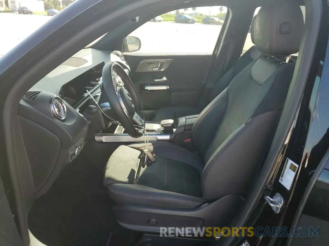 7 Фотография поврежденного автомобиля W1N4M4GB7PW327239 MERCEDES-BENZ GLB-CLASS 2023