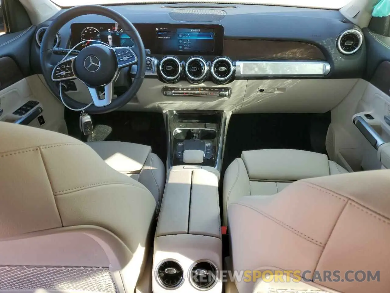 8 Photograph of a damaged car W1N4M4GB8PW300096 MERCEDES-BENZ GLB-CLASS 2023