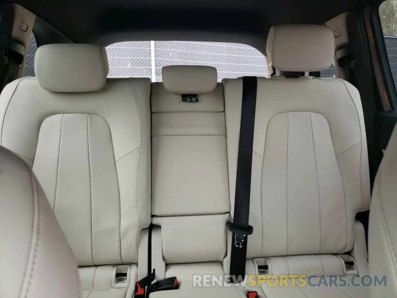 10 Photograph of a damaged car W1N4M4HB1PW272706 MERCEDES-BENZ GLB-CLASS 2023