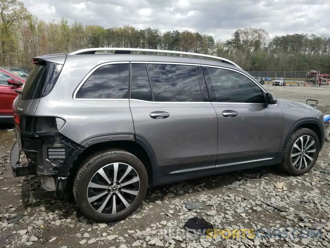 3 Photograph of a damaged car W1N4M4HB1PW272706 MERCEDES-BENZ GLB-CLASS 2023