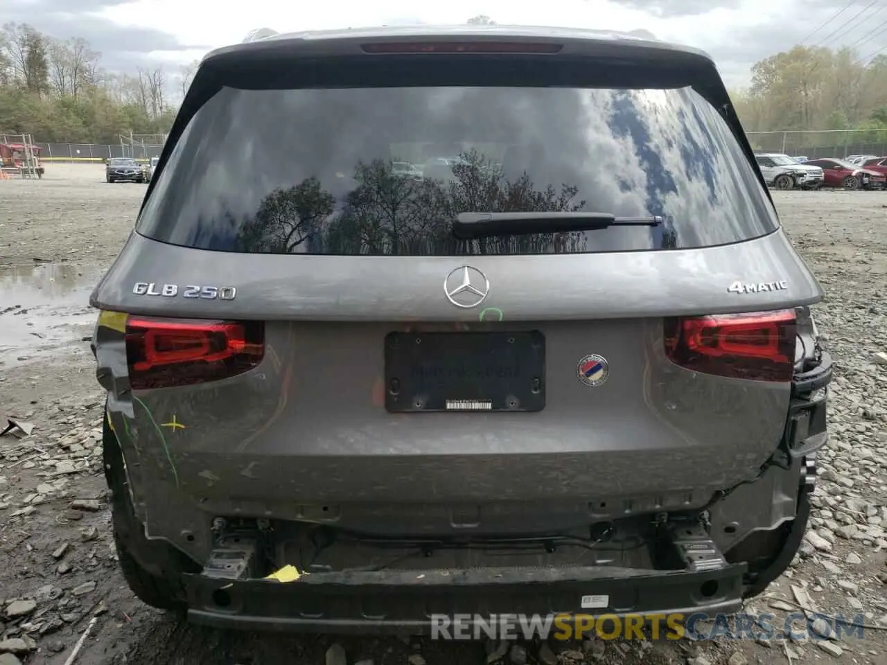 6 Photograph of a damaged car W1N4M4HB1PW272706 MERCEDES-BENZ GLB-CLASS 2023