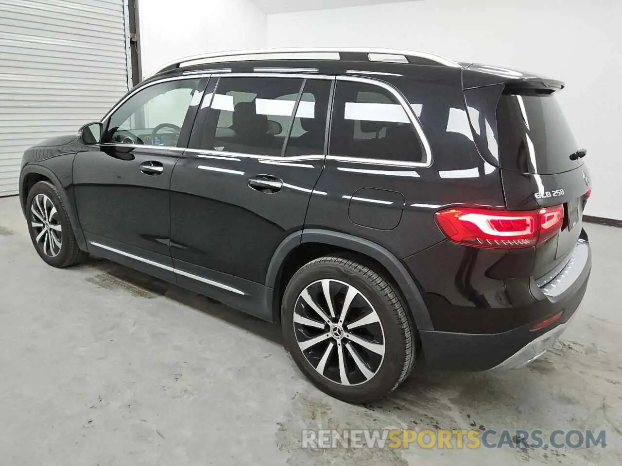 2 Фотография поврежденного автомобиля W1N4M4HB1PW278750 MERCEDES-BENZ GLB-CLASS 2023