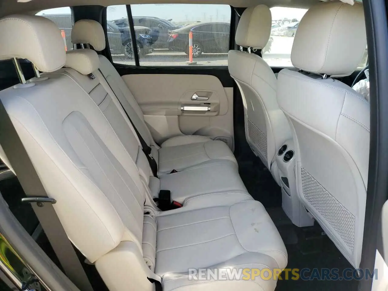 10 Photograph of a damaged car W1N4M4HB6PW282065 MERCEDES-BENZ GLB-CLASS 2023