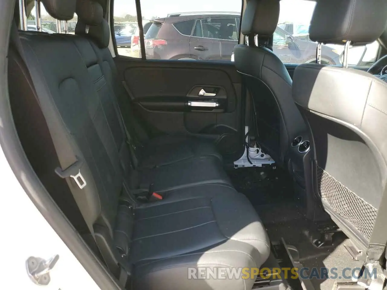 11 Photograph of a damaged car W1N4M4HB7PW267039 MERCEDES-BENZ GLB-CLASS 2023