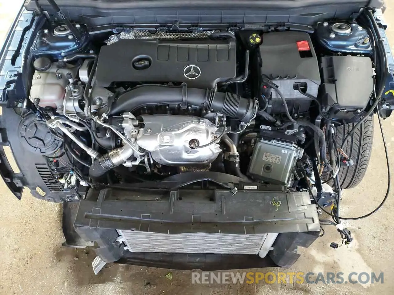 12 Photograph of a damaged car W1N4M4HB7PW326011 MERCEDES-BENZ GLB-CLASS 2023