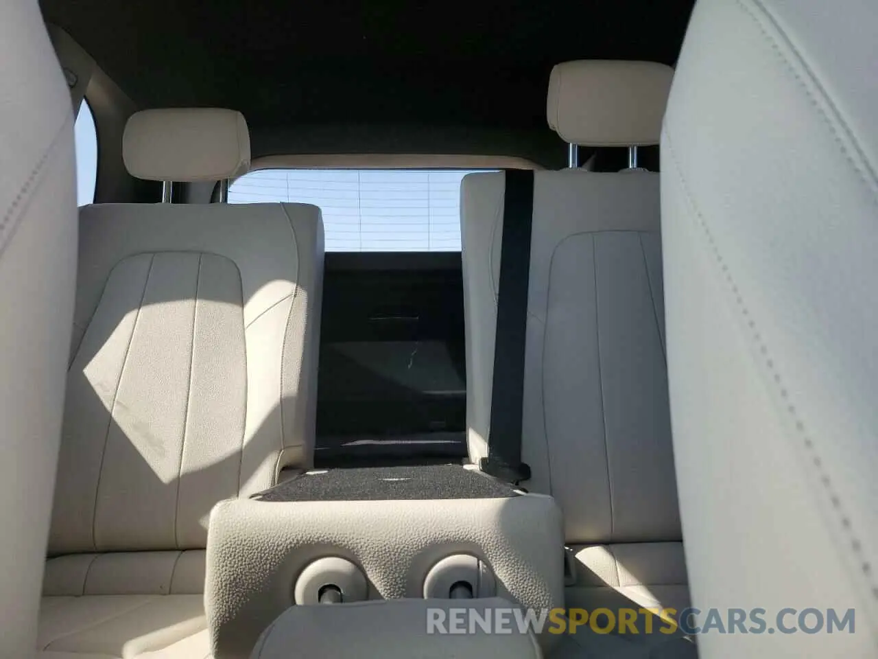 10 Фотография поврежденного автомобиля W1N4M4GB2SW400090 MERCEDES-BENZ GLB-CLASS 2025