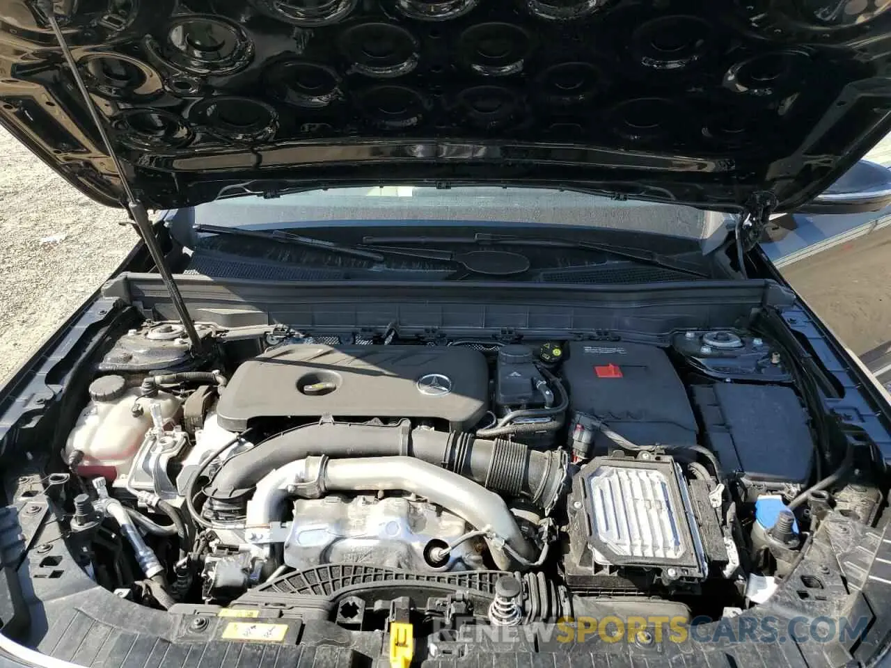 12 Фотография поврежденного автомобиля W1N4M4GB2SW400090 MERCEDES-BENZ GLB-CLASS 2025