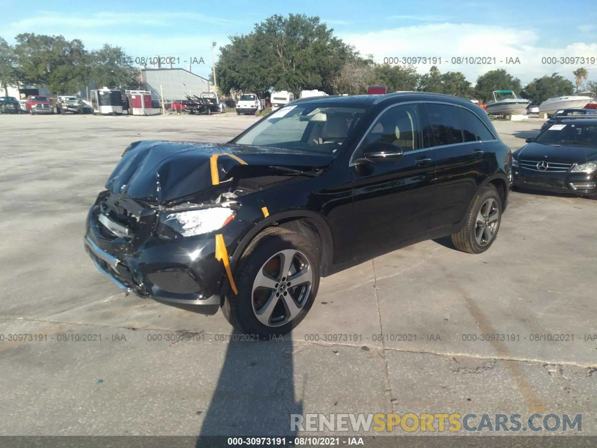 2 Photograph of a damaged car WDC0G4JB3KV126484 MERCEDES-BENZ GLC 2019