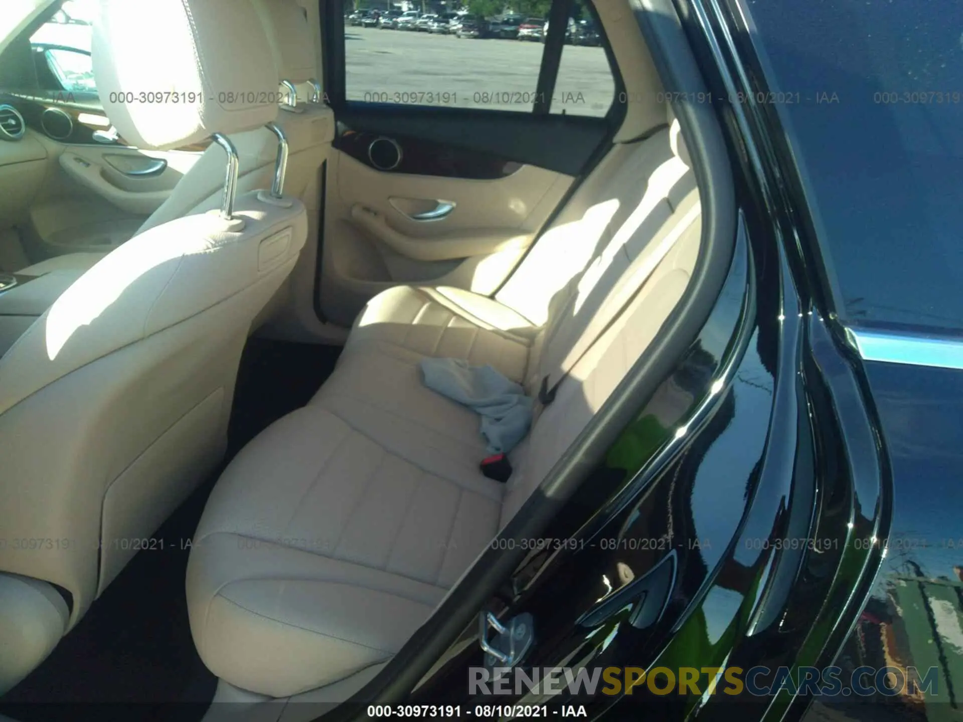 8 Photograph of a damaged car WDC0G4JB3KV126484 MERCEDES-BENZ GLC 2019