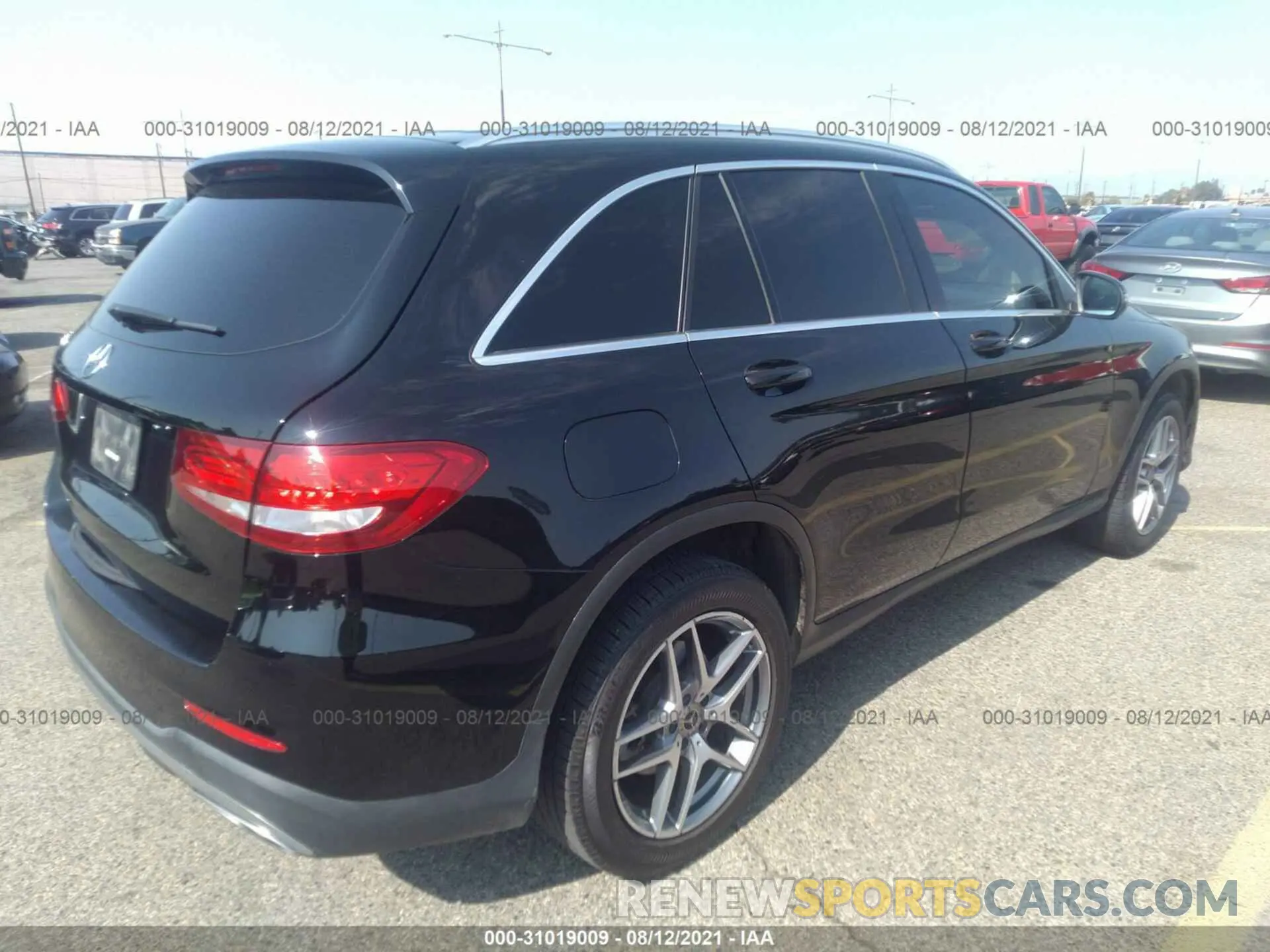 4 Фотография поврежденного автомобиля WDC0G4JB4KV146386 MERCEDES-BENZ GLC 2019
