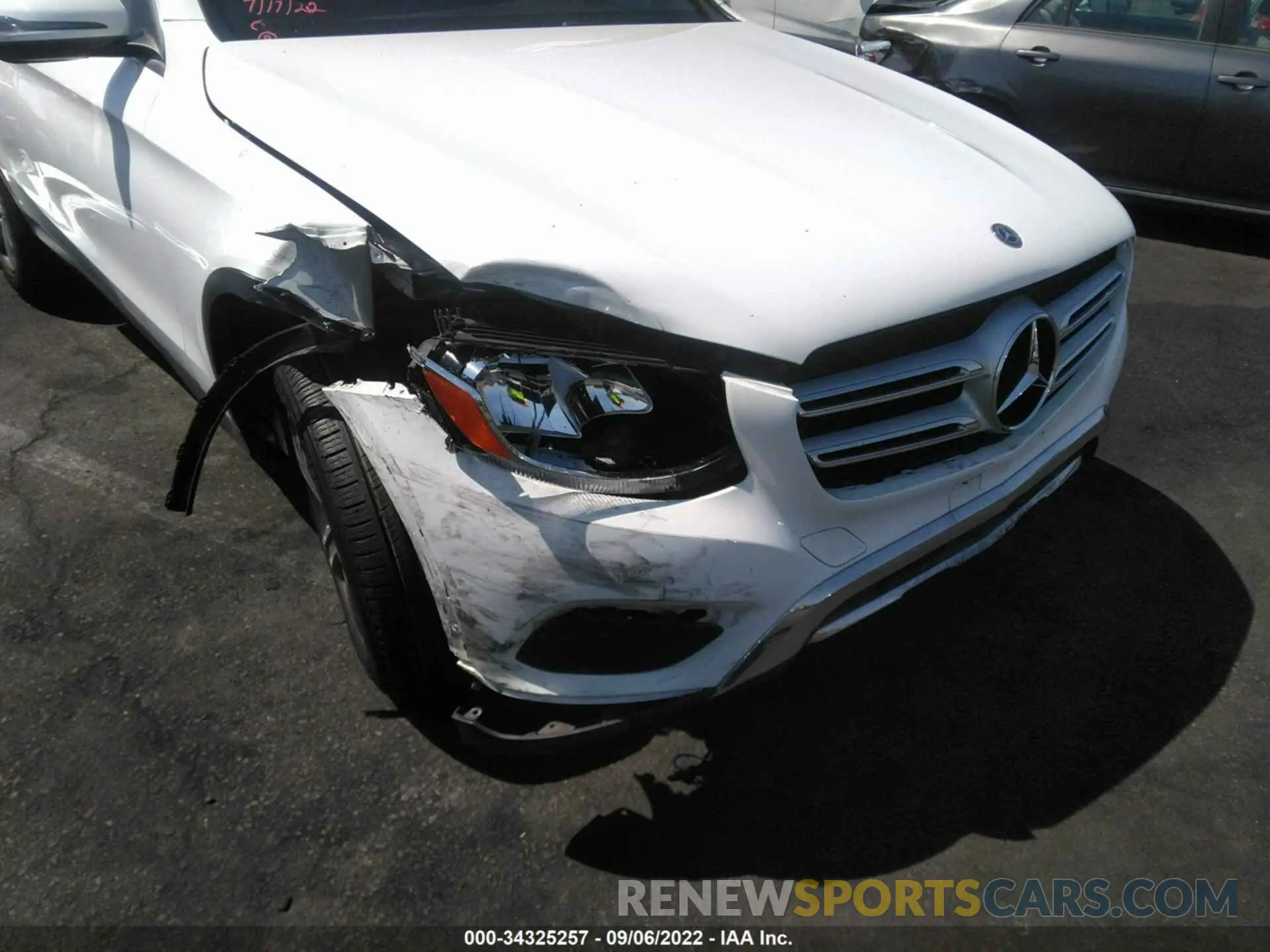 6 Фотография поврежденного автомобиля WDC0G4KB2KV164397 MERCEDES-BENZ GLC 2019