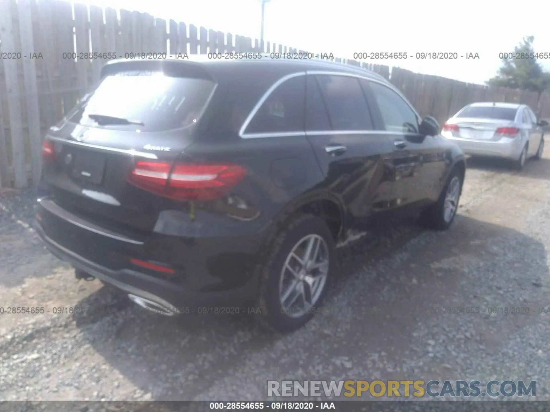 4 Photograph of a damaged car WDC0G4KB6KF669580 MERCEDES-BENZ GLC 2019