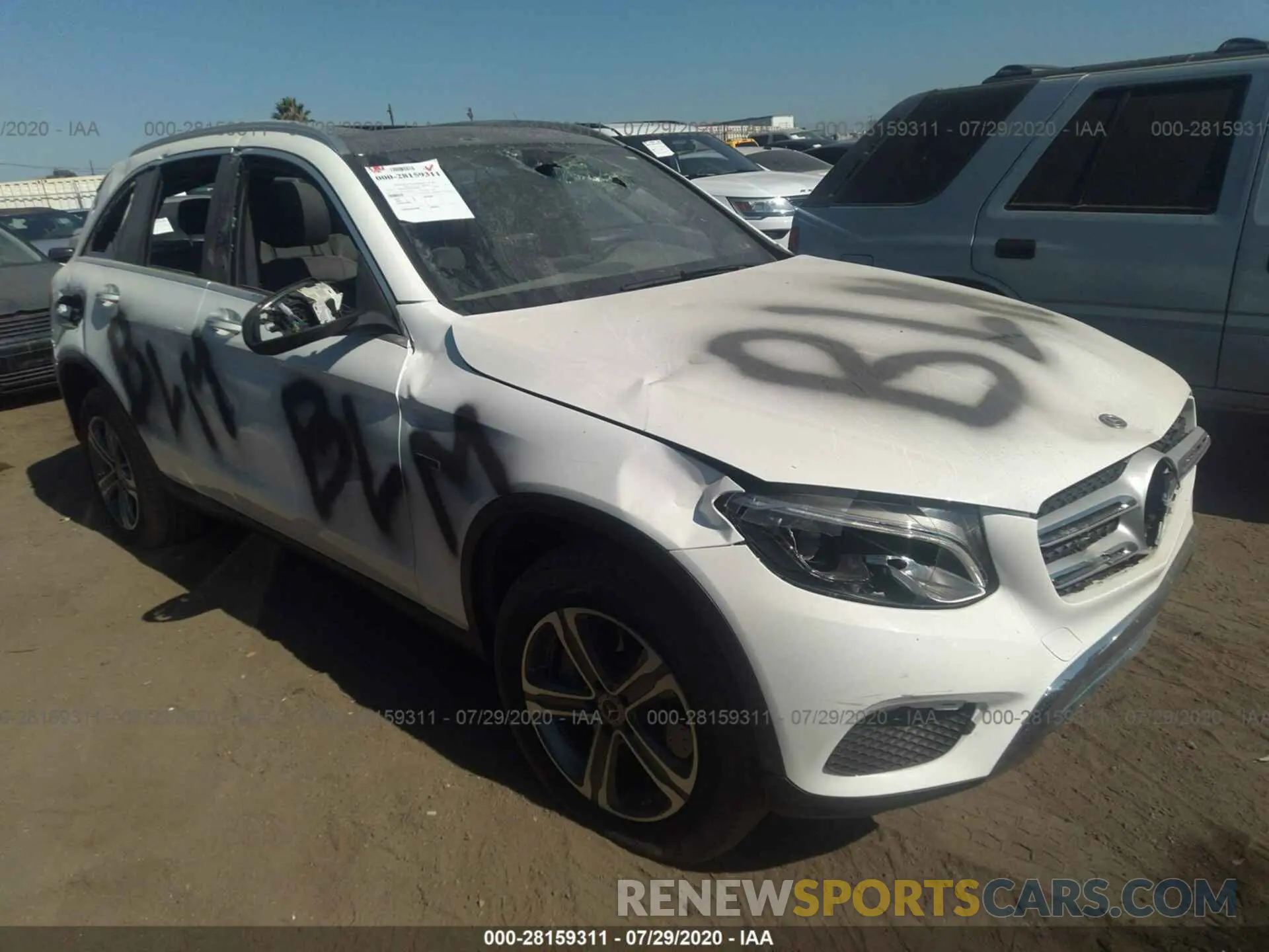 1 Photograph of a damaged car WDC0G5EB1KF621728 MERCEDES-BENZ GLC 2019