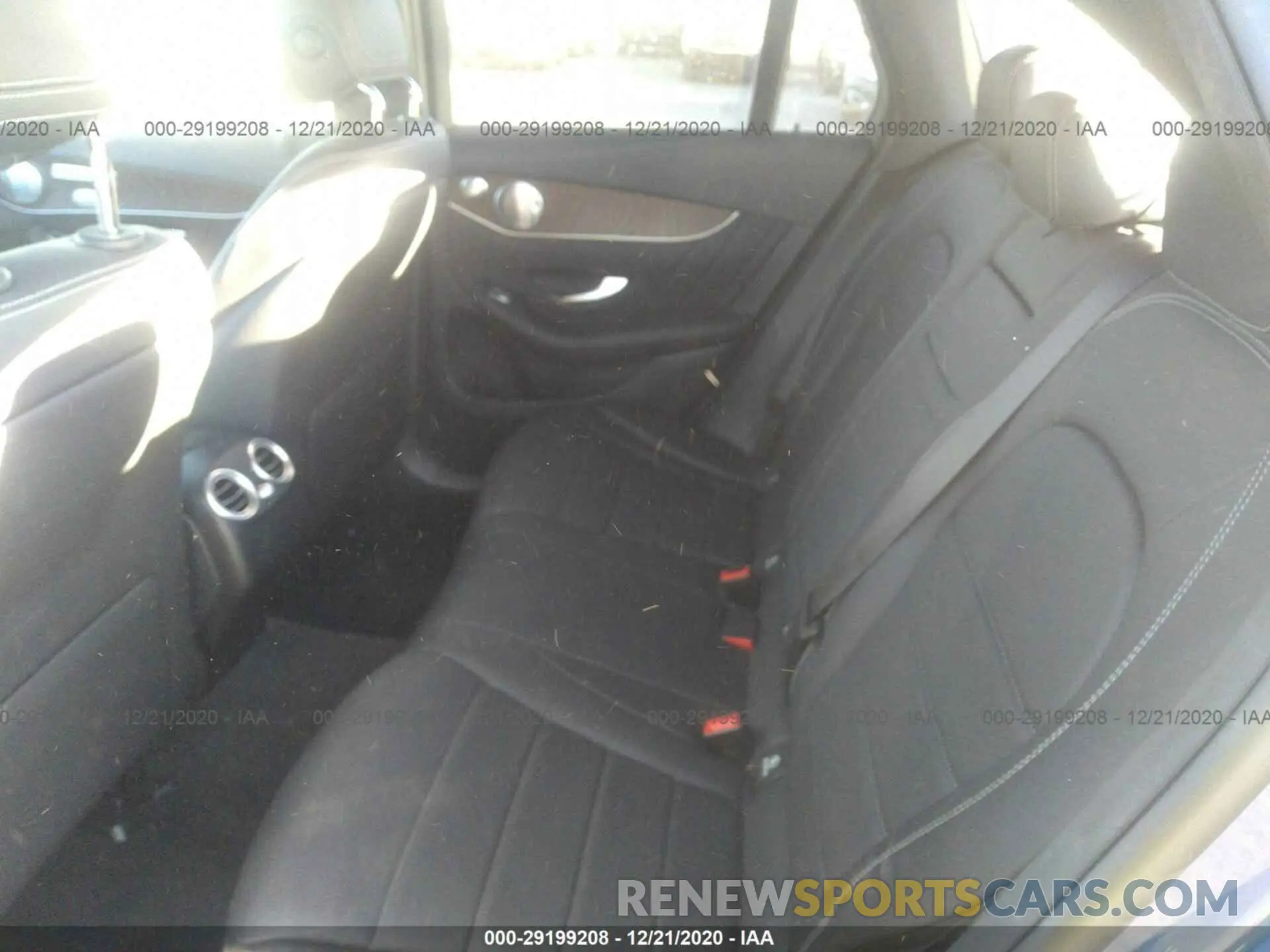 8 Photograph of a damaged car WDC0G5EB2KF622516 MERCEDES-BENZ GLC 2019