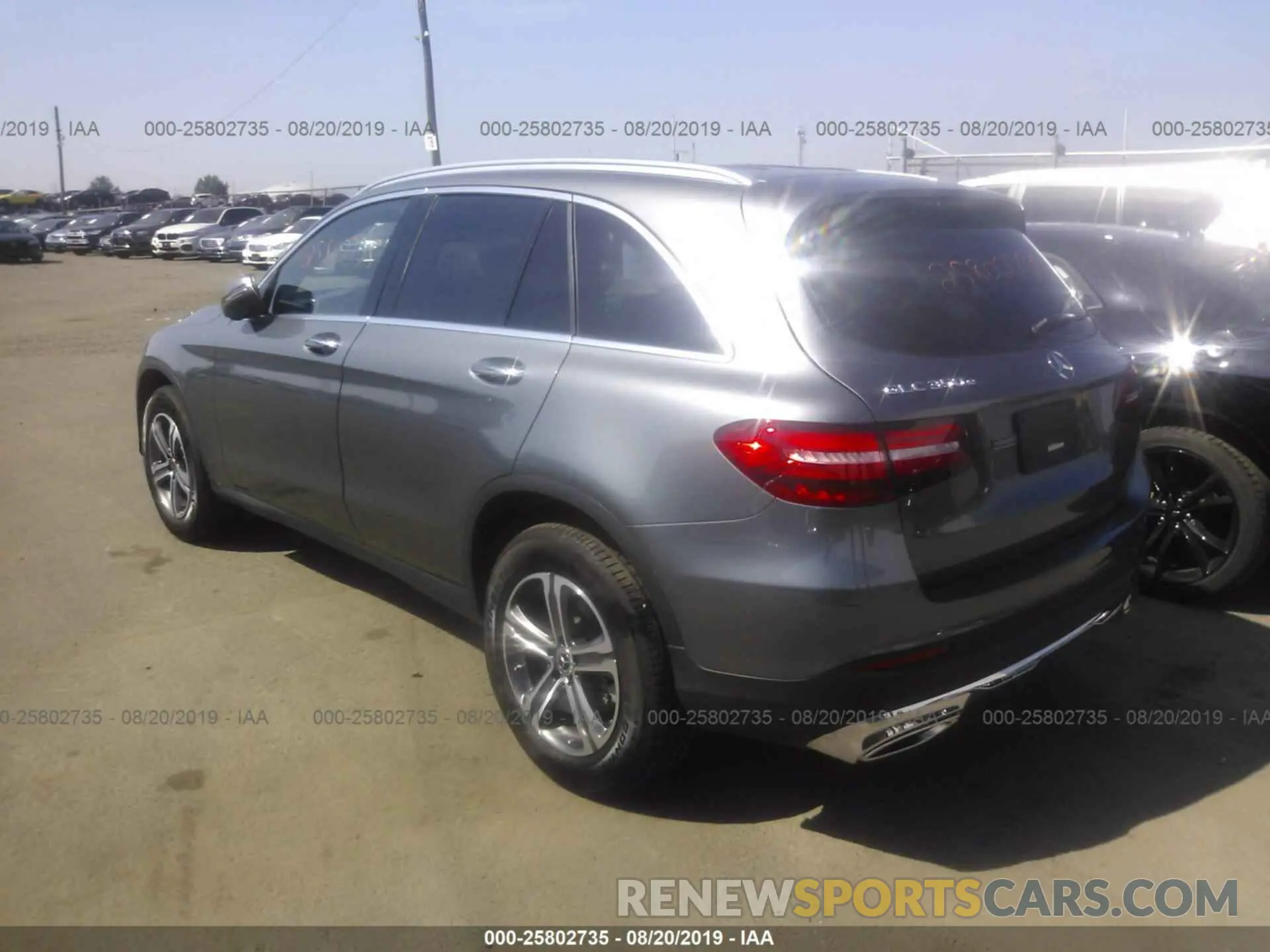 3 Photograph of a damaged car WDC0G5EB3KF510677 MERCEDES-BENZ GLC 2019