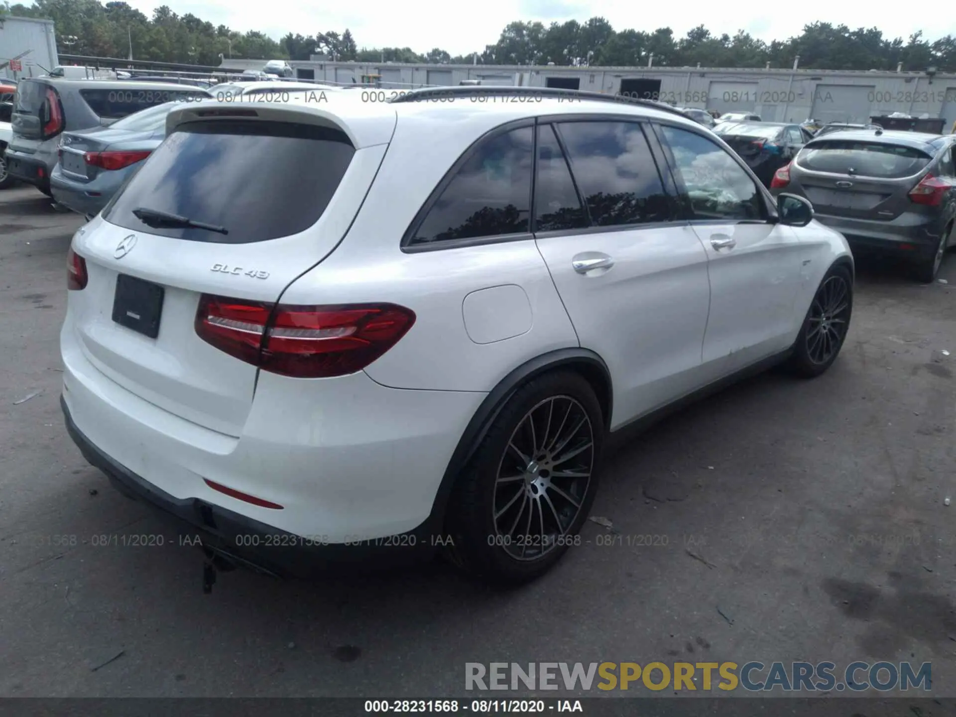 4 Photograph of a damaged car WDC0G6EB0KF524347 MERCEDES-BENZ GLC 2019