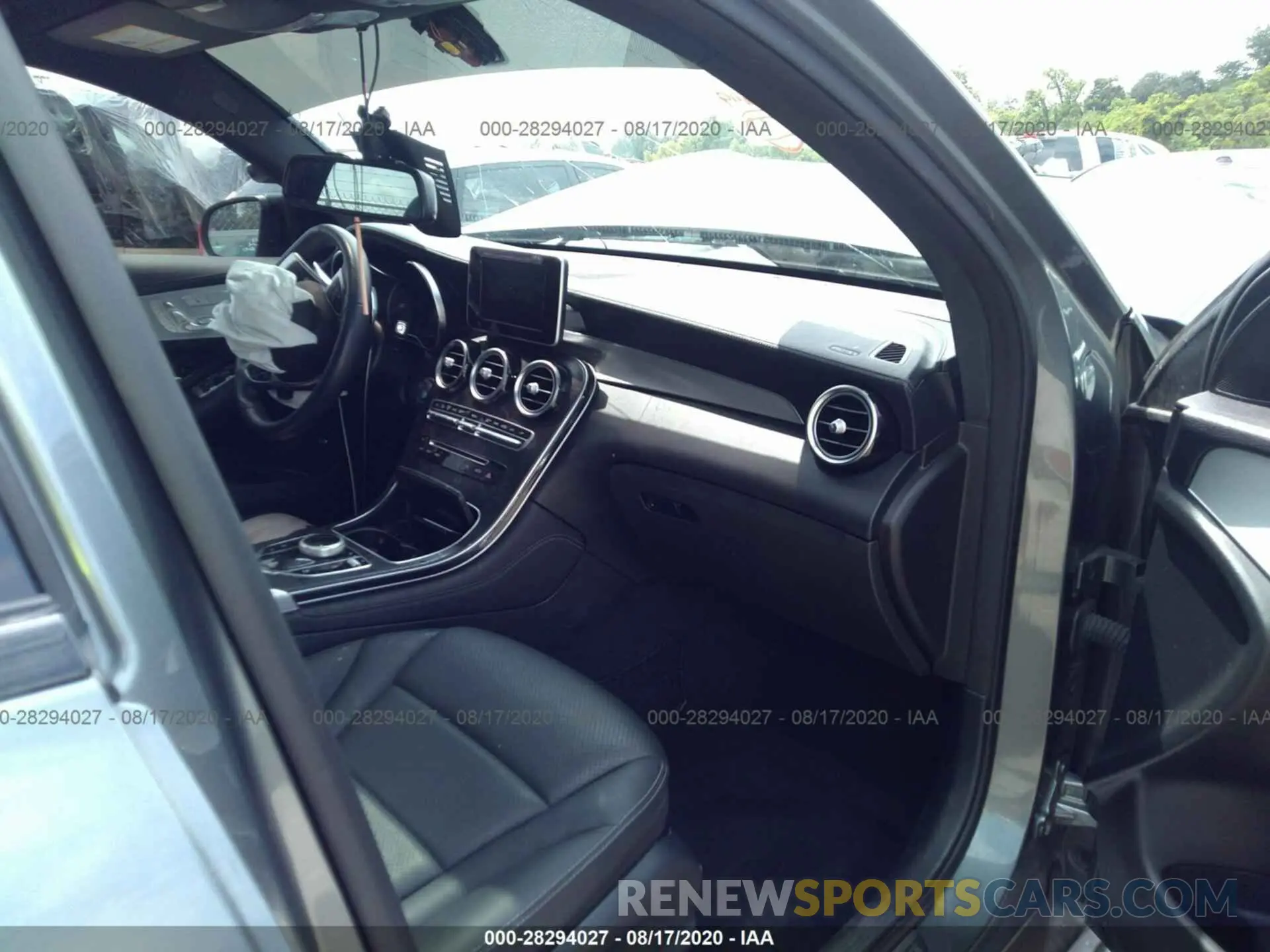 5 Photograph of a damaged car WDC0J4KB3KF658568 MERCEDES-BENZ GLC 2019
