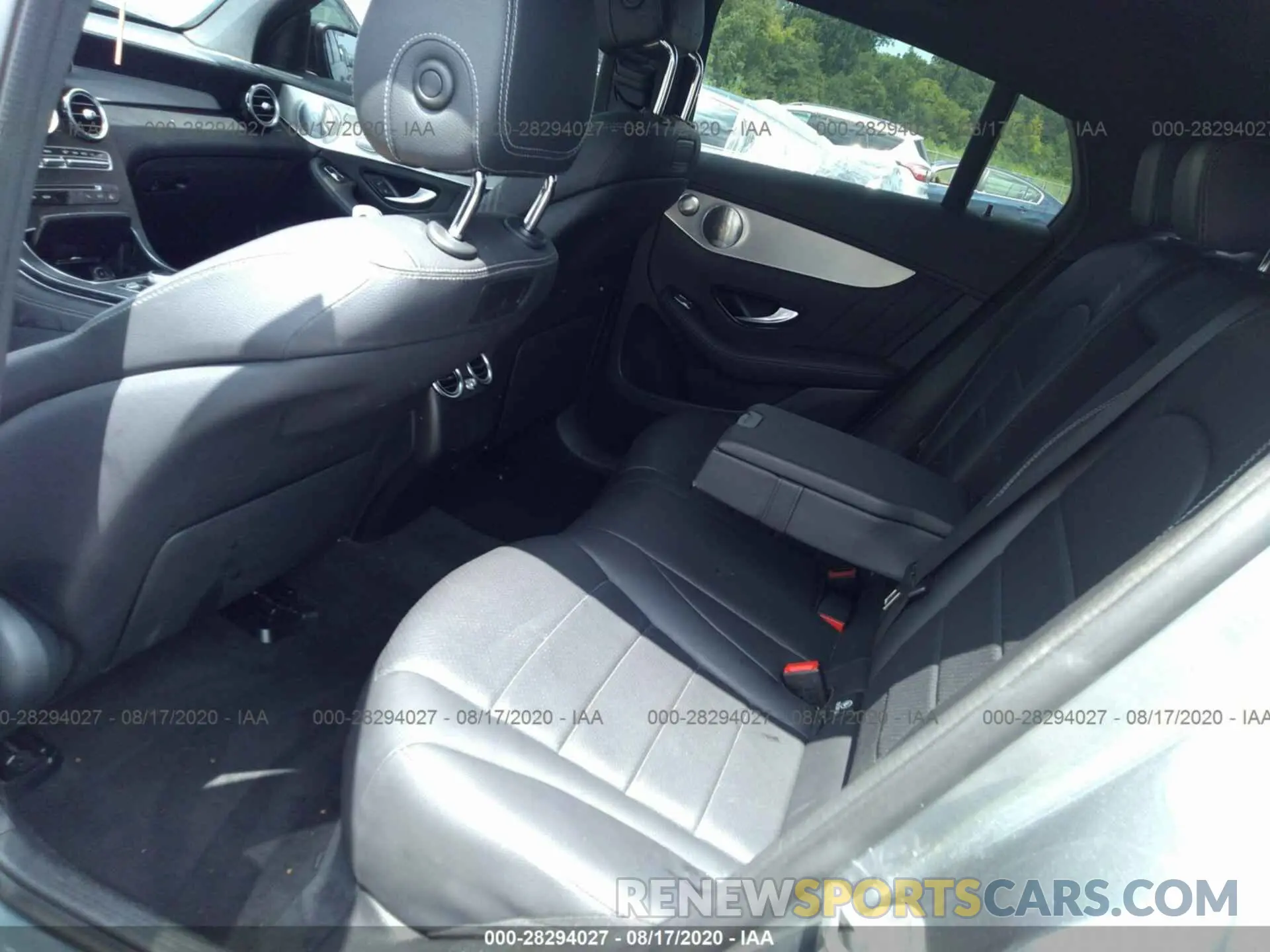 8 Photograph of a damaged car WDC0J4KB3KF658568 MERCEDES-BENZ GLC 2019