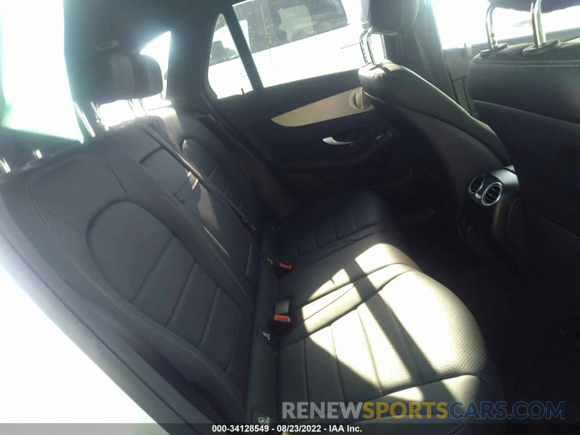 8 Фотография поврежденного автомобиля W1N0G8DB0LF767816 MERCEDES-BENZ GLC 2020