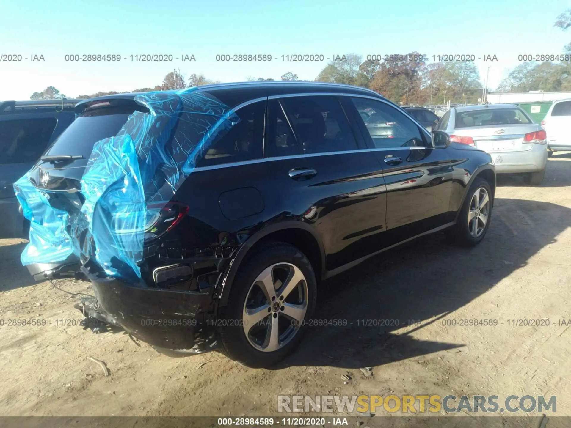 4 Photograph of a damaged car W1N0G8DB4LV258723 MERCEDES-BENZ GLC 2020