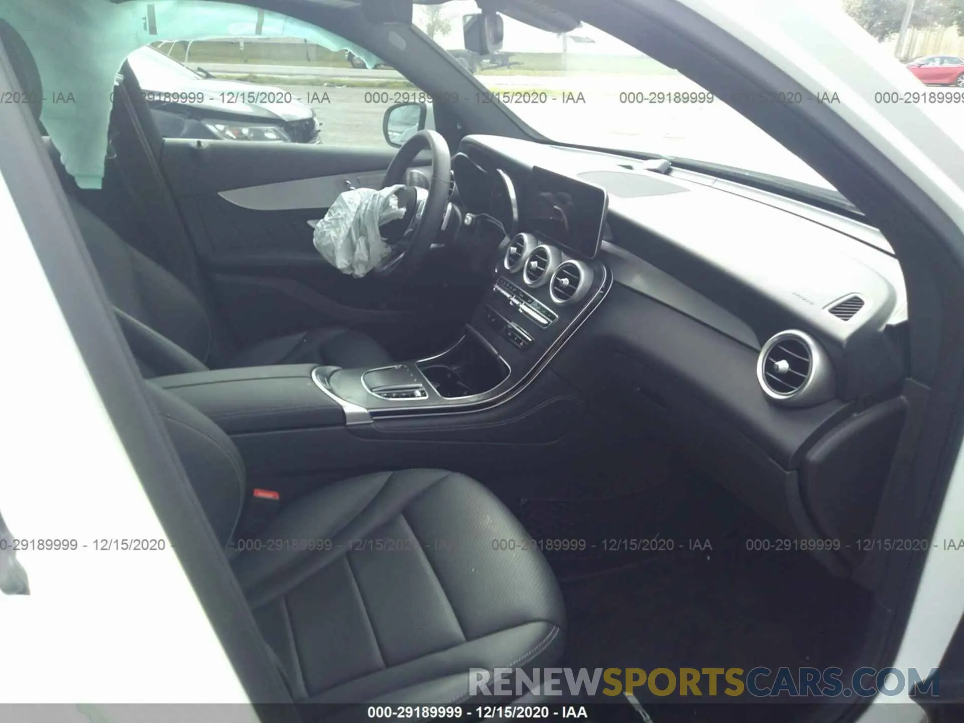 5 Photograph of a damaged car W1N0G8DB7LF790817 MERCEDES-BENZ GLC 2020