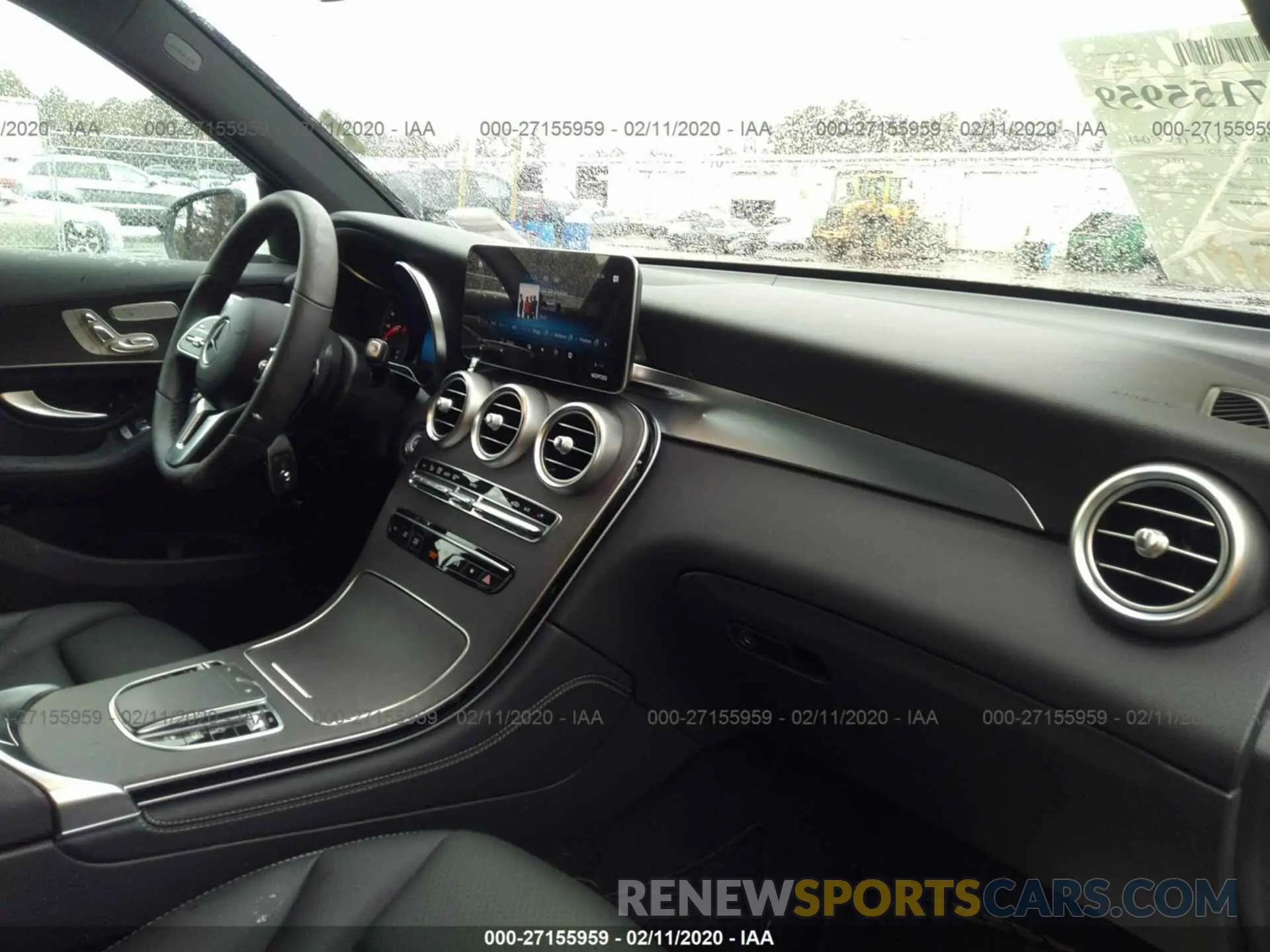 5 Photograph of a damaged car W1N0G8EB4LF765825 MERCEDES-BENZ GLC 2020