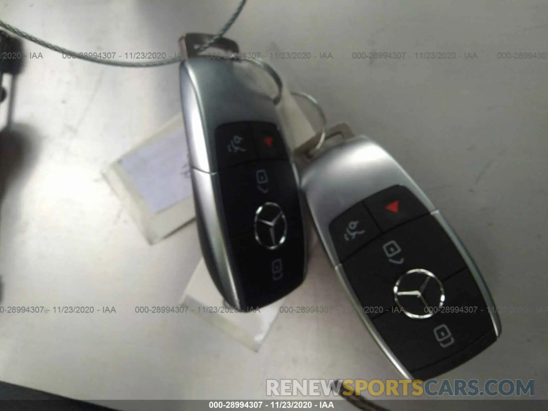11 Photograph of a damaged car W1N0G8EB8LF829963 MERCEDES-BENZ GLC 2020