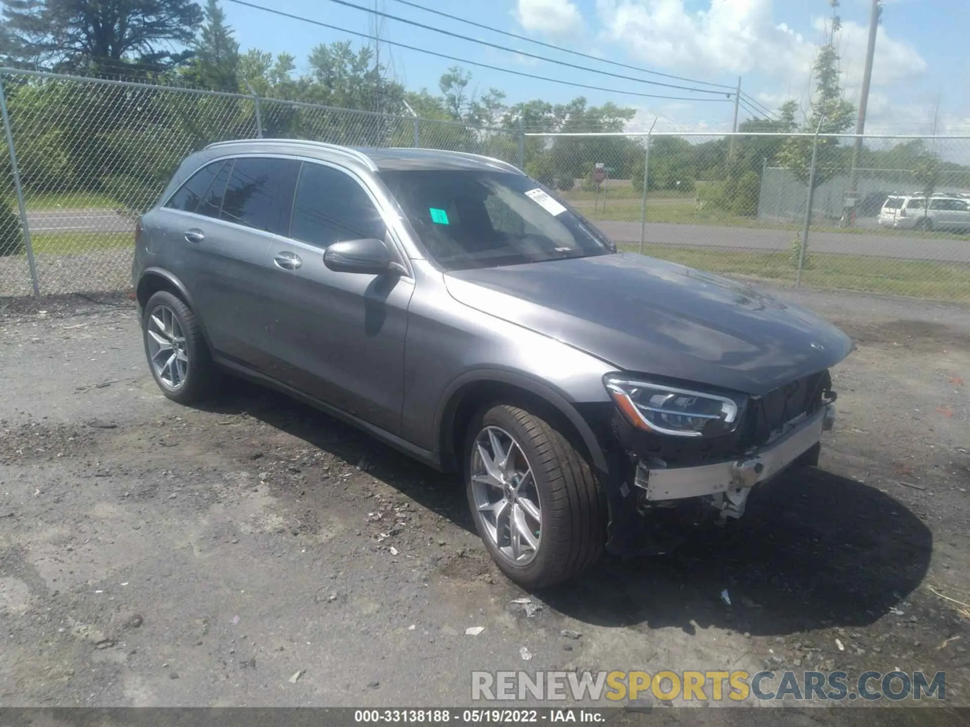 1 Photograph of a damaged car W1N0G8EBXLF816079 MERCEDES-BENZ GLC 2020