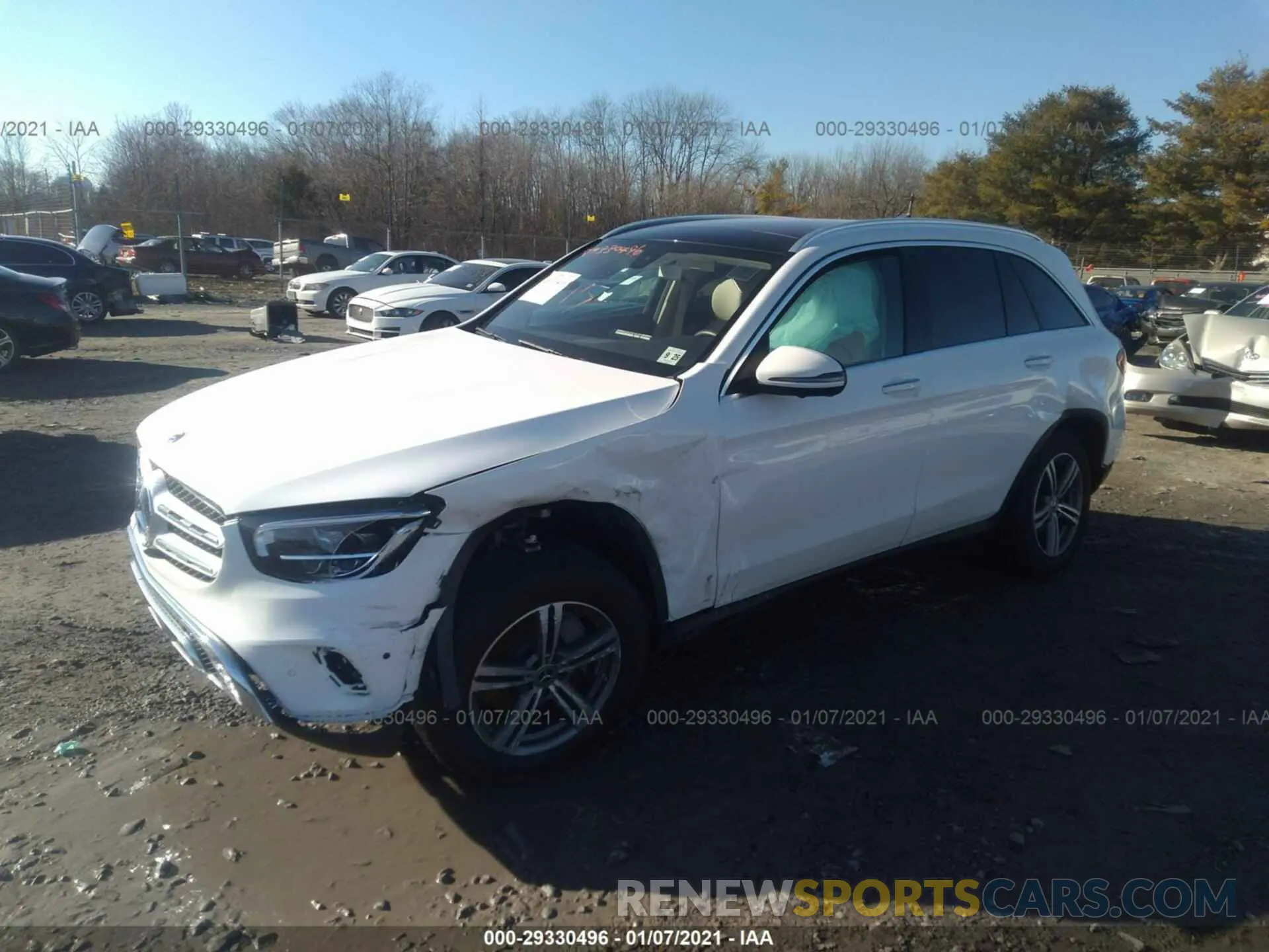 2 Photograph of a damaged car W1N0G8EBXLF858316 MERCEDES-BENZ GLC 2020