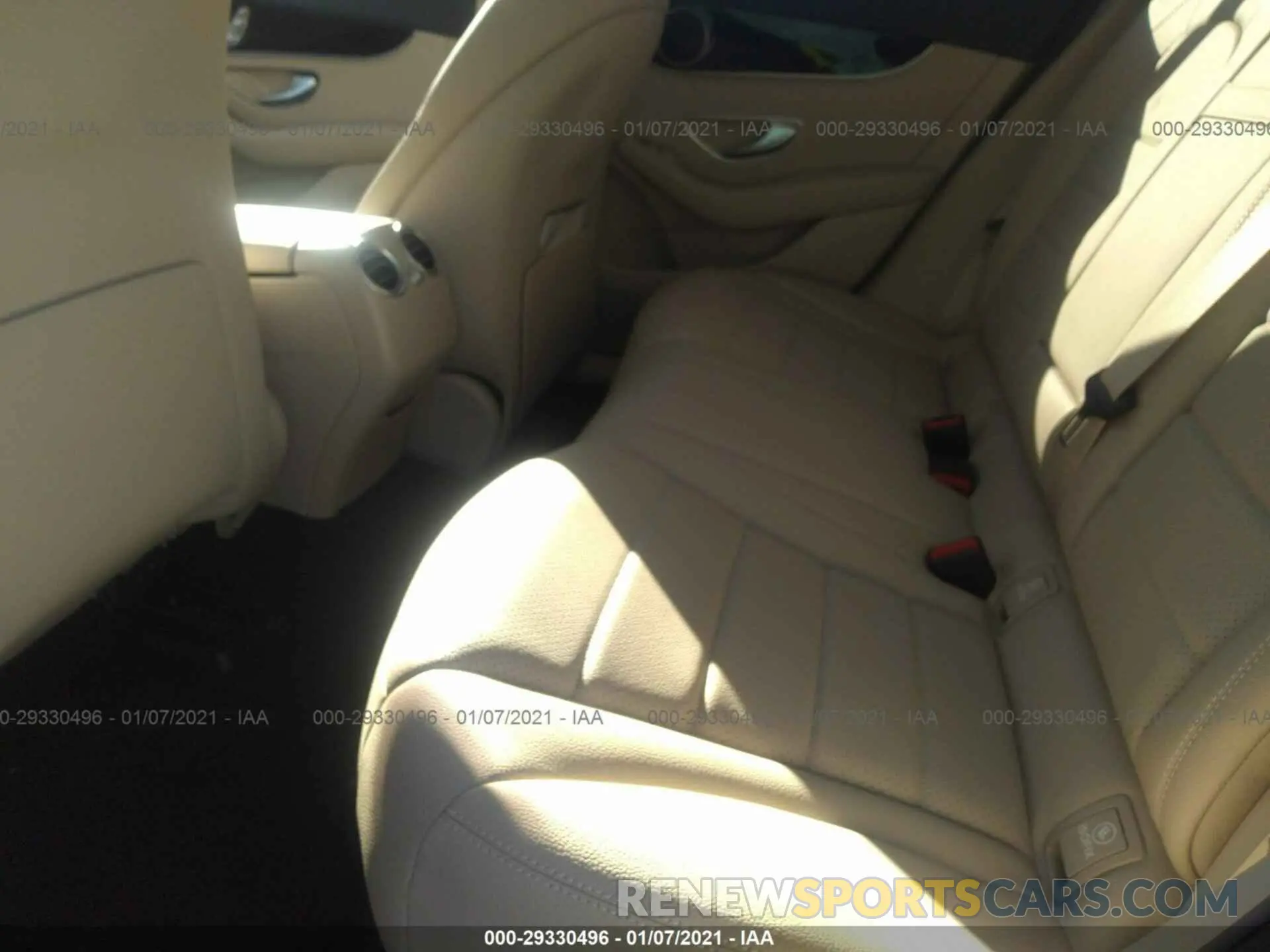 8 Photograph of a damaged car W1N0G8EBXLF858316 MERCEDES-BENZ GLC 2020