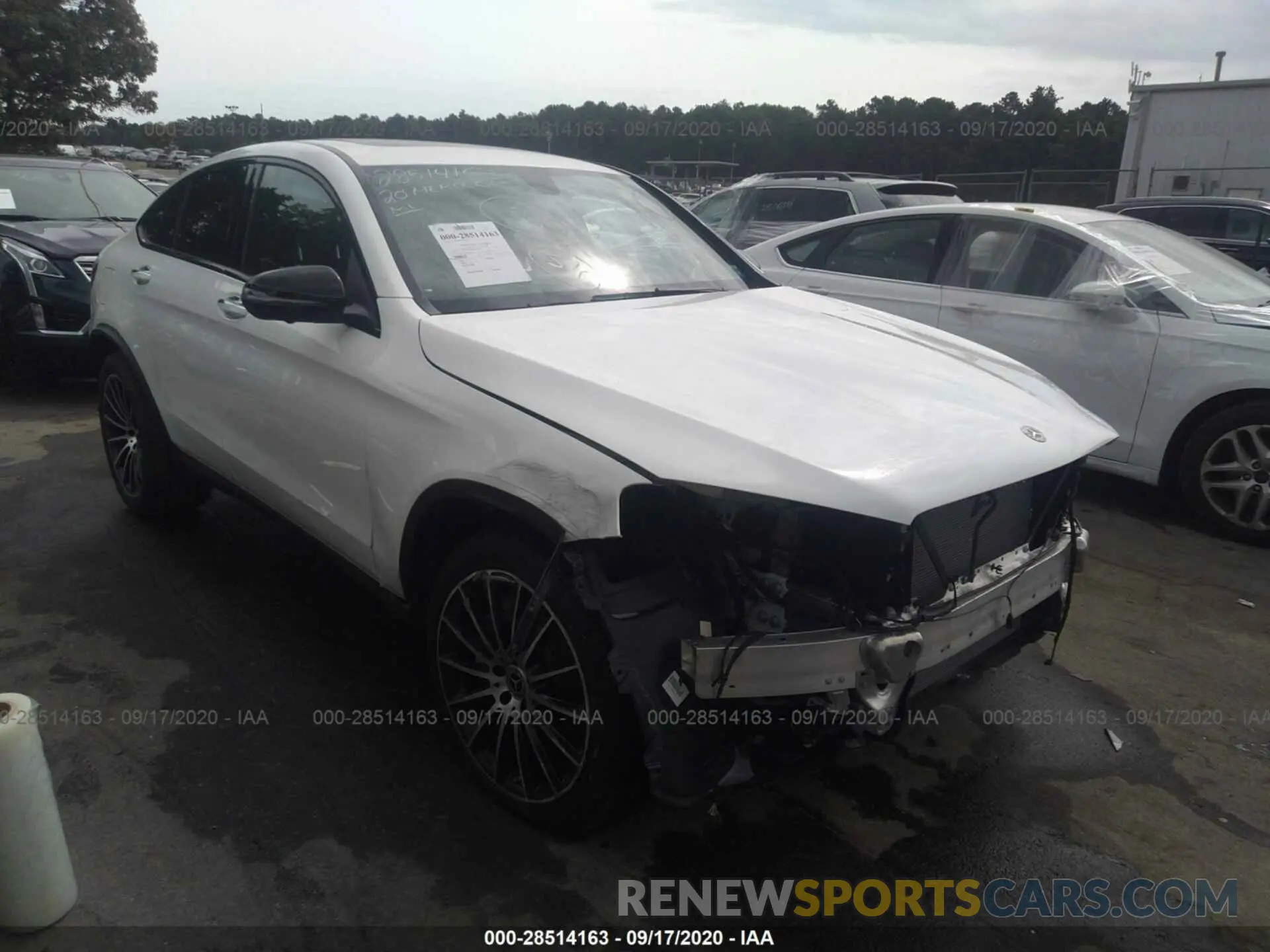1 Photograph of a damaged car W1N0J8EB9LF803437 MERCEDES-BENZ GLC 2020