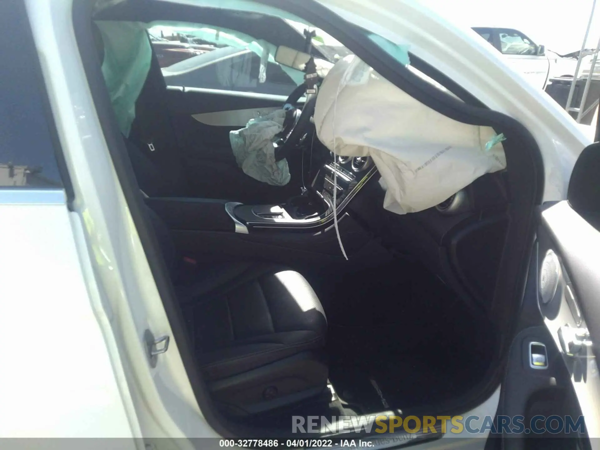 5 Фотография поврежденного автомобиля W1N0J8EBXLF861055 MERCEDES-BENZ GLC 2020