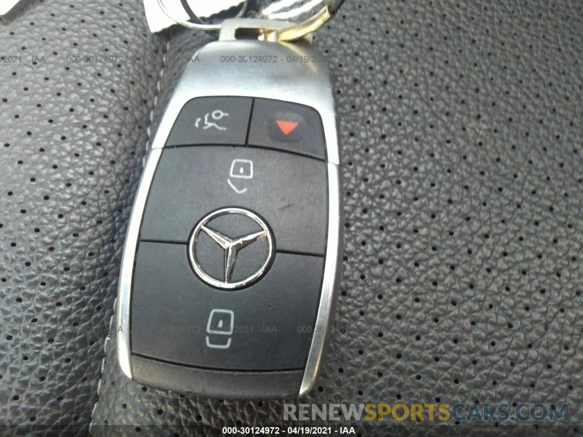 11 Photograph of a damaged car WDC0G8DB5LF723487 MERCEDES-BENZ GLC 2020