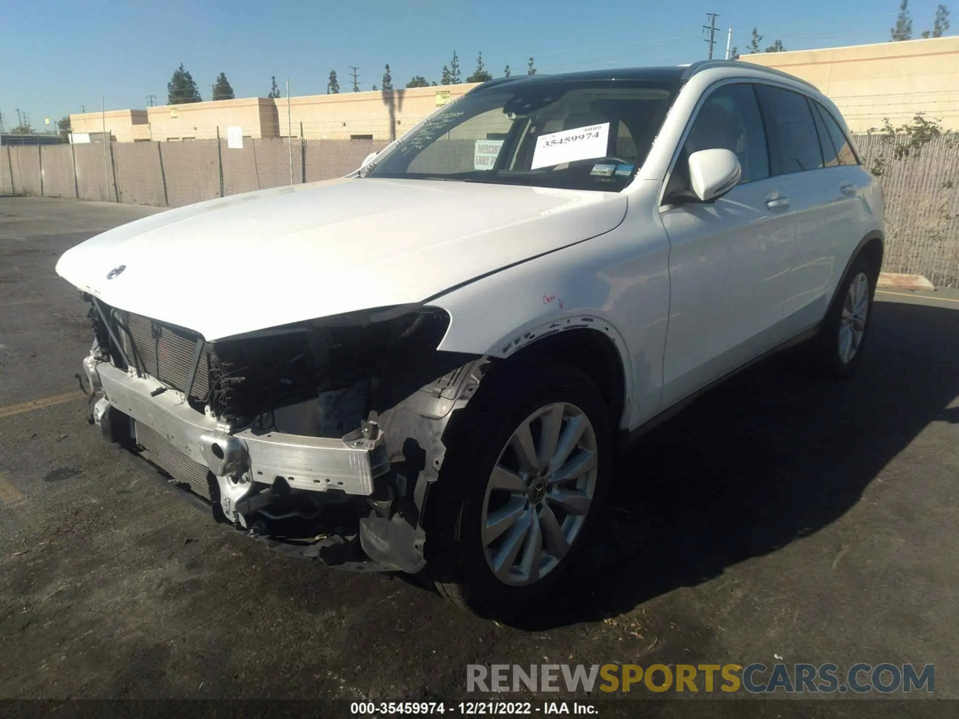 2 Photograph of a damaged car WDC0G8DB9LF736534 MERCEDES-BENZ GLC 2020