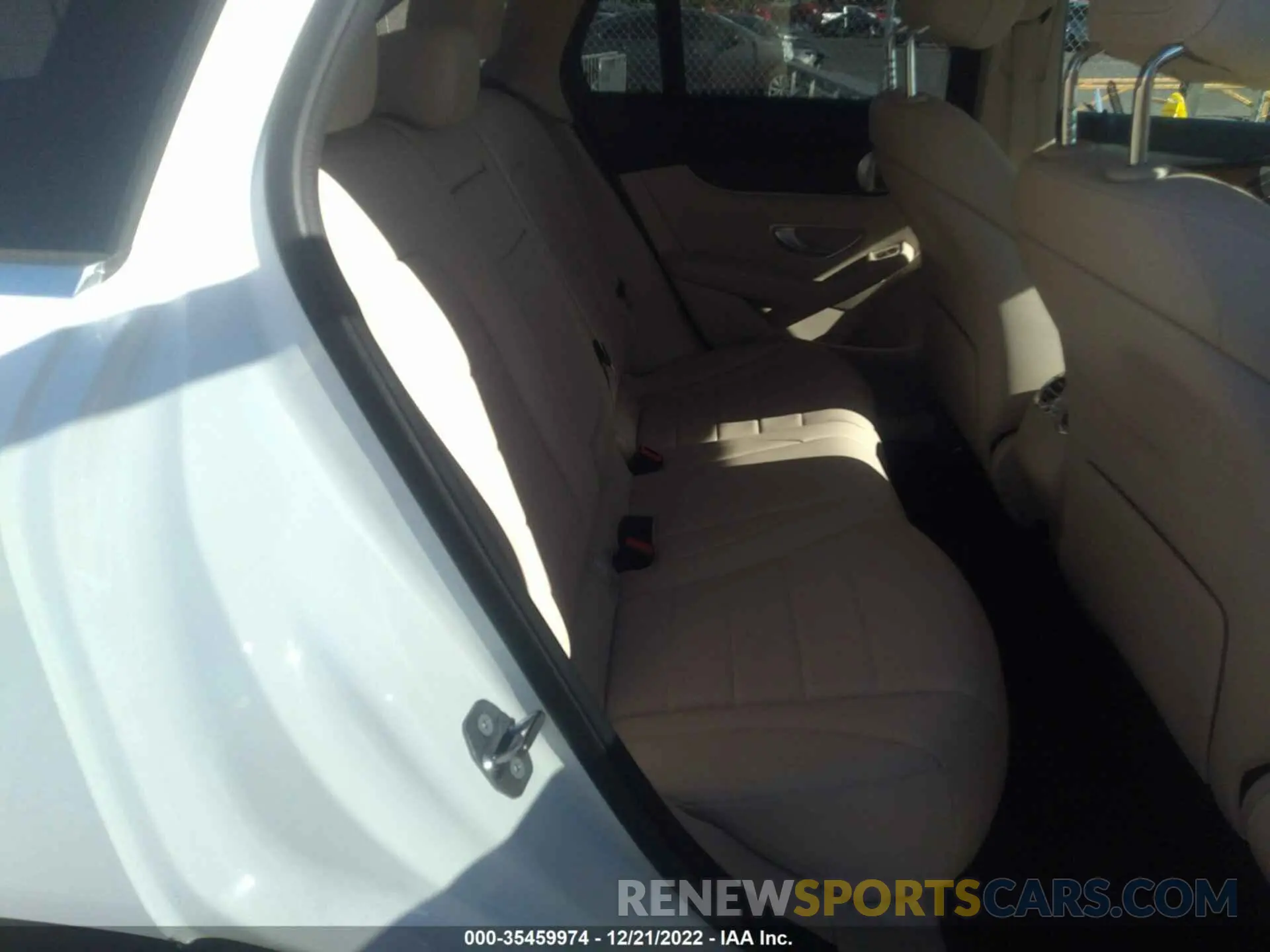 8 Photograph of a damaged car WDC0G8DB9LF736534 MERCEDES-BENZ GLC 2020