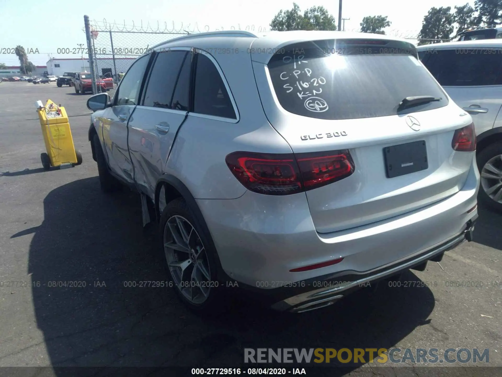 3 Photograph of a damaged car WDC0G8EB4LF708610 MERCEDES-BENZ GLC 2020